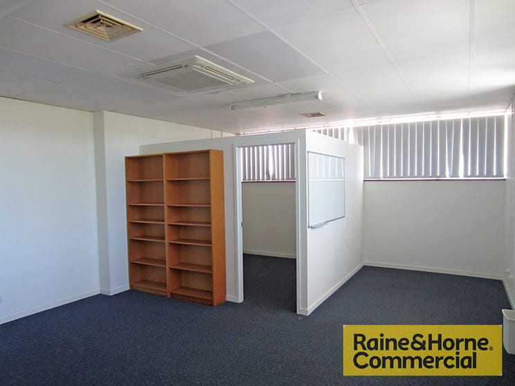 Click to view all images Suite 1/32 Hayward Street Stafford QLD 4053 - Image 1