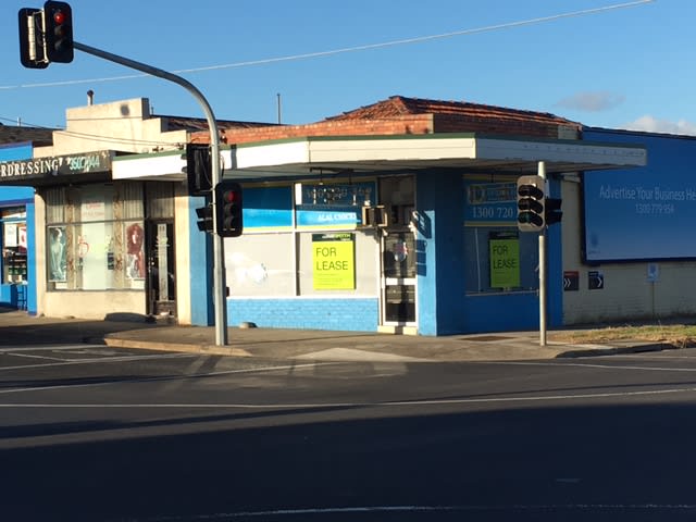 Click to view all images 36 Derby Street Pascoe Vale VIC 3044 - Image 2