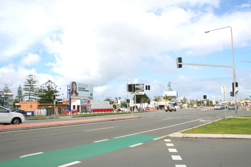 Click to view all images 482 Golden Four Drive Tugun QLD 4224 - Image 2