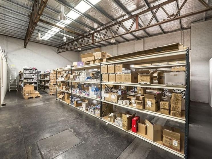 Click to view all images 47 Levanswell Road Moorabbin VIC 3189 - Image 2