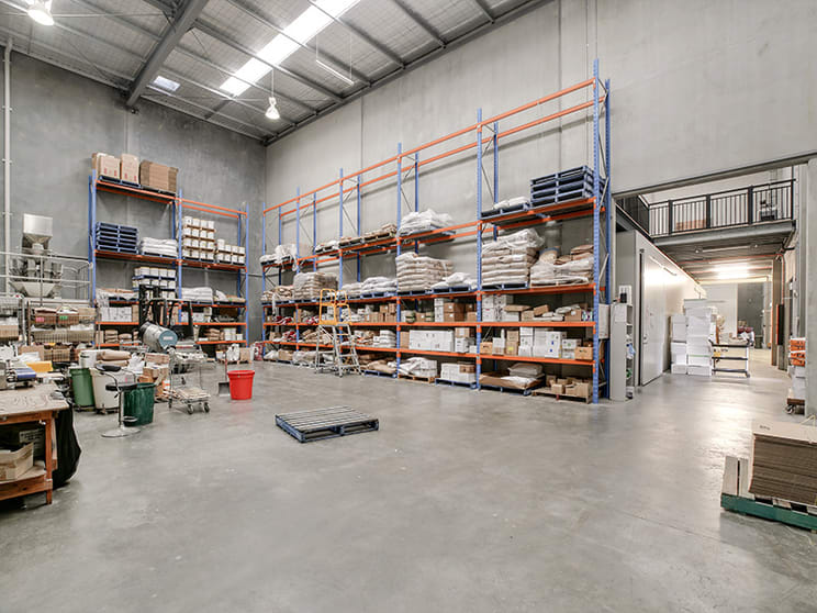 Click to view all images 54-58 Woodfield Boulevard Caringbah NSW 2229 - Image 3