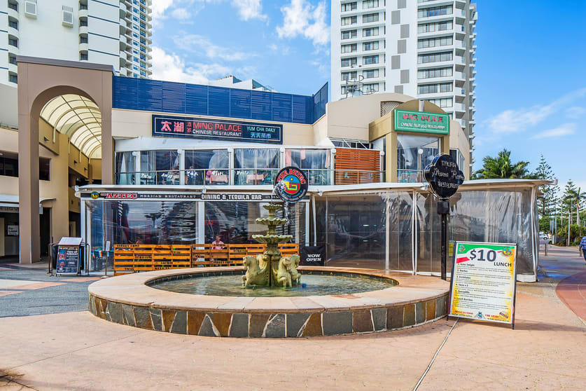 Click to view all images 16/15 Victoria Avenue Broadbeach QLD 4218 - Image 2