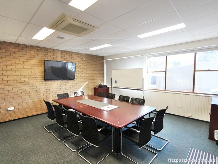 Click to view all images 57 Gurwood Street Wagga Wagga NSW 2650 - Image 3