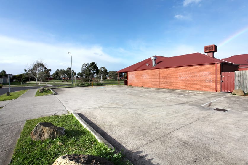 Click to view all images 55 Willys Avenue Keilor Downs VIC 3038 - Image 2