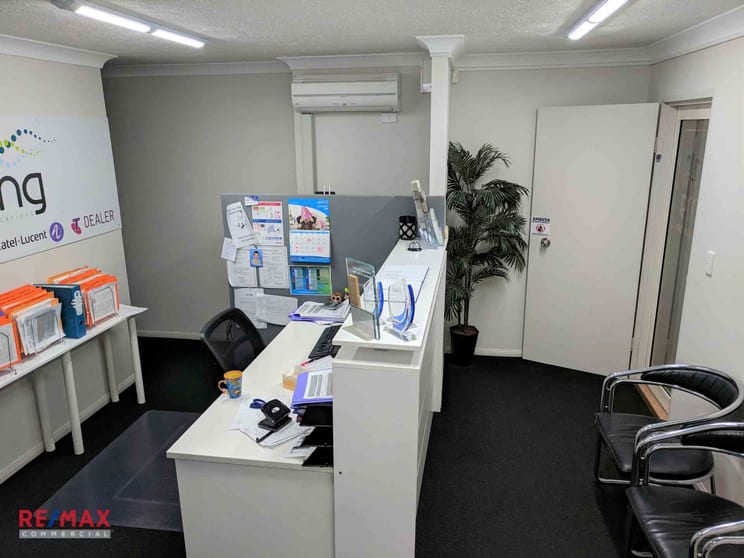 Click to view all images 1/1 Nerang Street Nerang QLD 4211 - Image 3