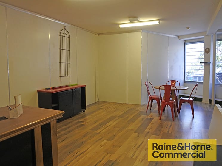 Click to view all images 1/68 Commercial Road Newstead QLD 4006 - Image 2