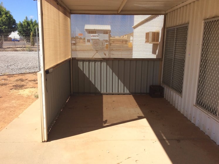 Click to view all images 1/308 Place Road Wonthella WA 6530 - Image 2