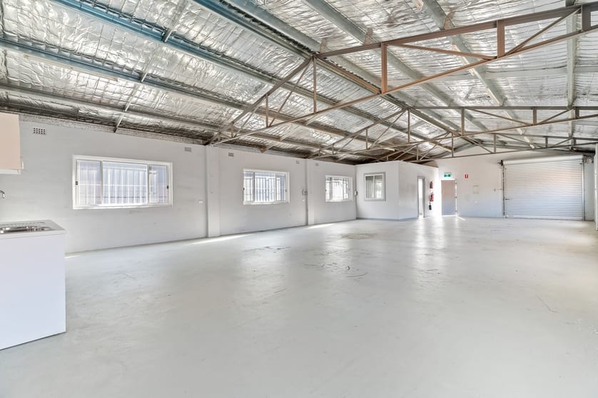 Click to view all images 5/15-17 West Street Brookvale NSW 2100 - Image 2