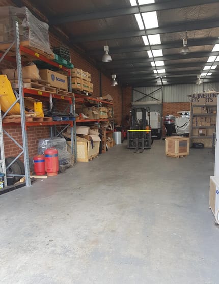 Click to view all images Unit 5, 11-17 Canvale Road Canning Vale WA 6155 - Image 3