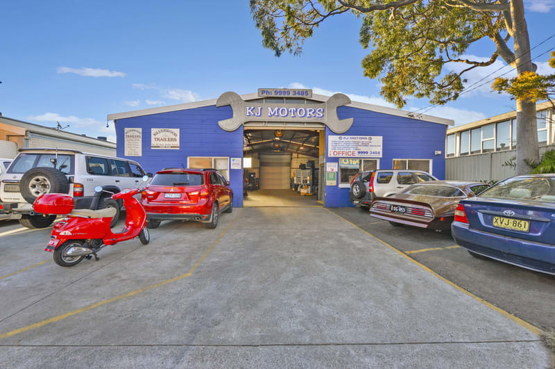 Click to view all images 3 By The Sea Road Mona Vale NSW 2103 - Image 1