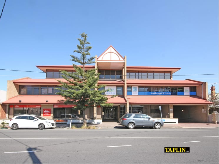 Click to view all images Level 2/Suite 1a, Gordon Street Glenelg SA 5045 - Image 1