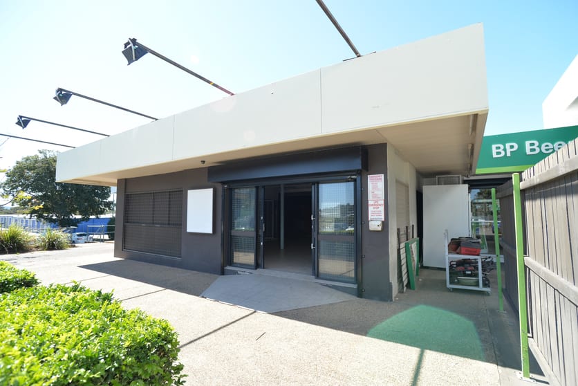Click to view all images 23-27 Logan River Road Beenleigh QLD 4207 - Image 1
