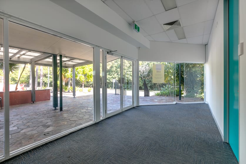 Click to view all images 6&7/200 Old Cleveland Road Capalaba QLD 4157 - Image 2