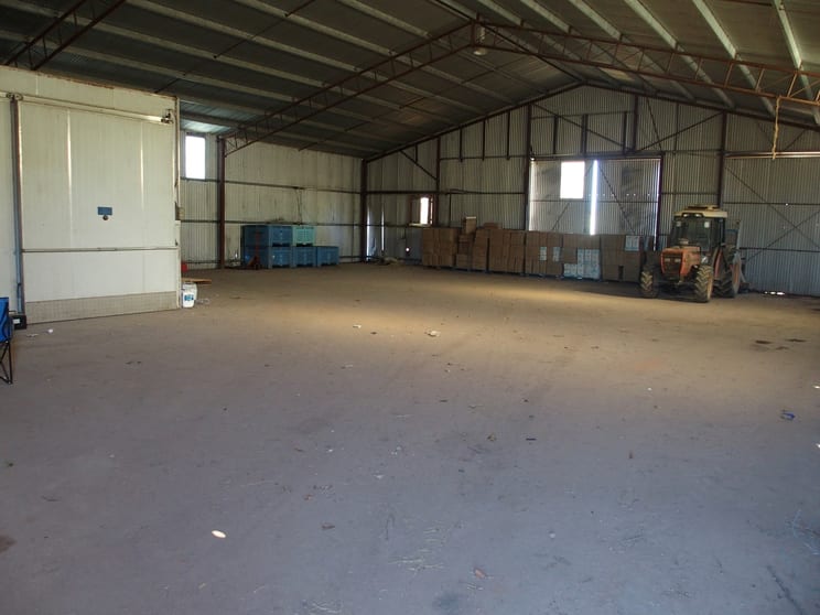Click to view all images -/- Cobram Koonoomoo Road Cobram VIC 3644 - Image 2