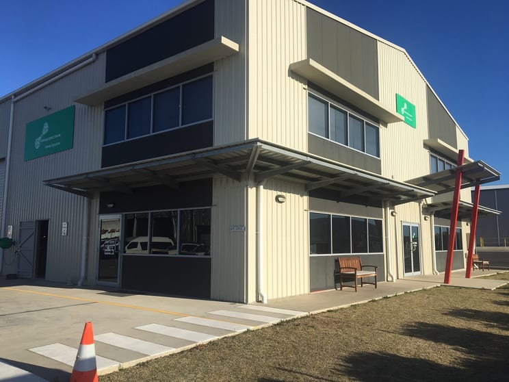 Click to view all images 11 Osborne Street Chinchilla QLD 4413 - Image 2