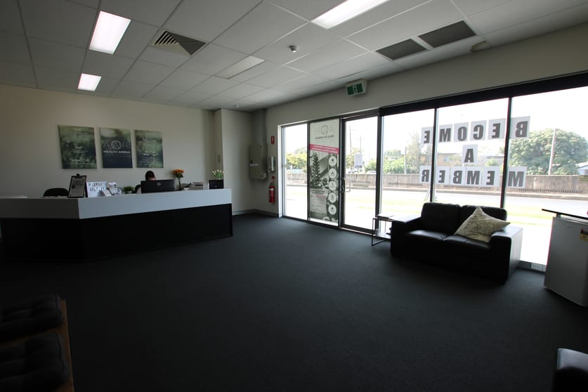 Click to view all images Brisbane Road Labrador QLD 4215 - Image 2
