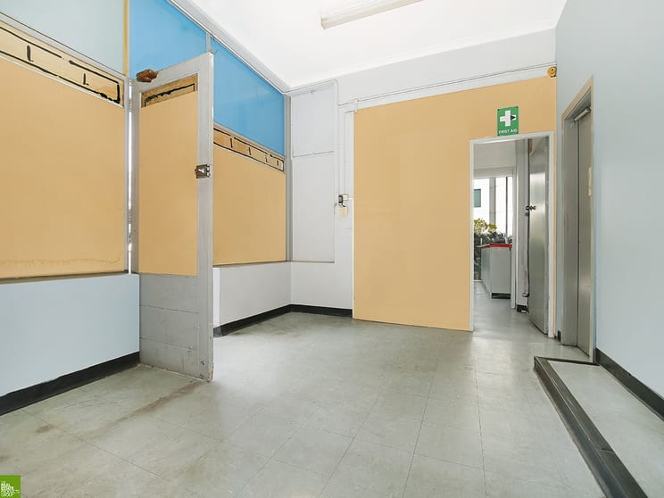 Click to view all images 2 Auburn Street Wollongong NSW 2500 - Image 3