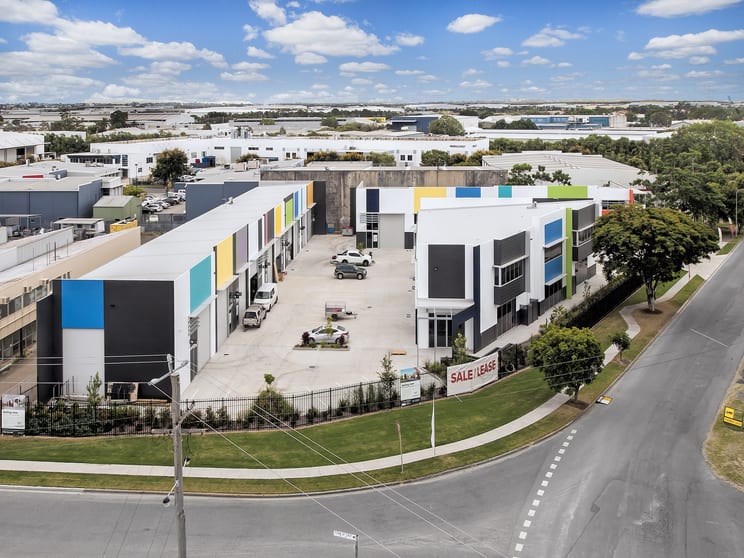 Click to view all images 19/109 Holt st Eagle Farm QLD 4009 - Image 2