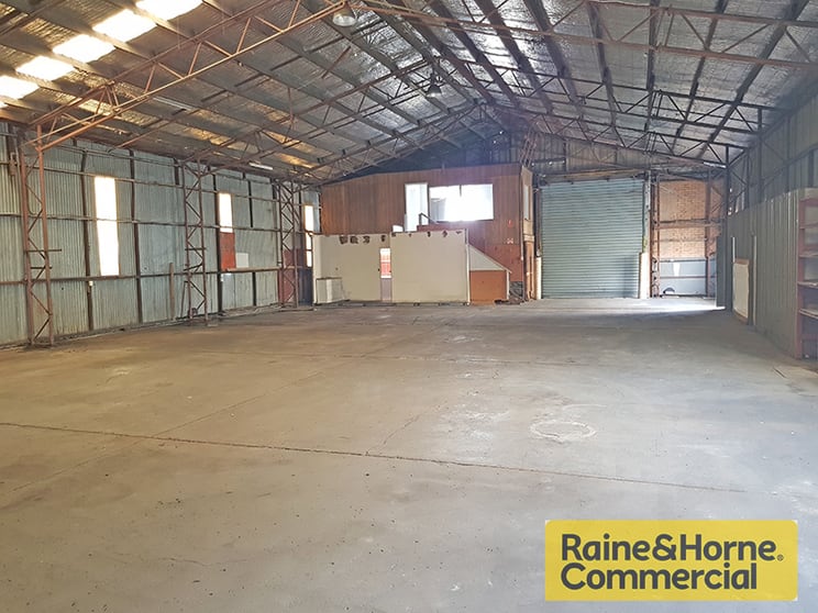 Click to view all images 1/43 Hayward Street Stafford QLD 4053 - Image 3