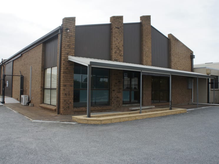 Click to view all images Shed 1/39 Marino Avenue Port Lincoln SA 5606 - Image 1