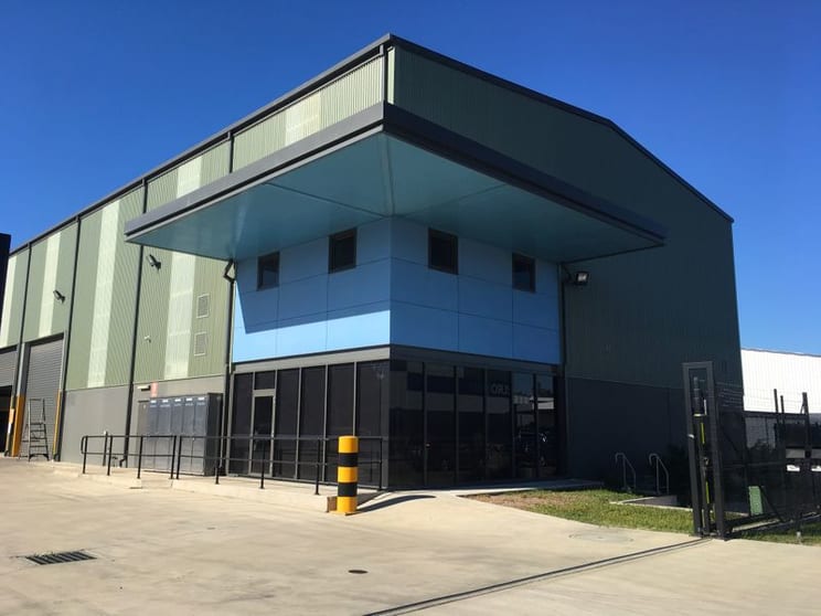 Click to view all images Unit 1/4 Abbot Lane Tomago NSW 2322 - Image 1