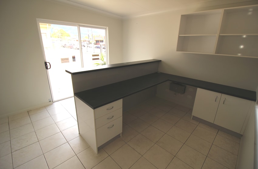 Click to view all images 9 Commercial Place Earlville QLD 4870 - Image 2