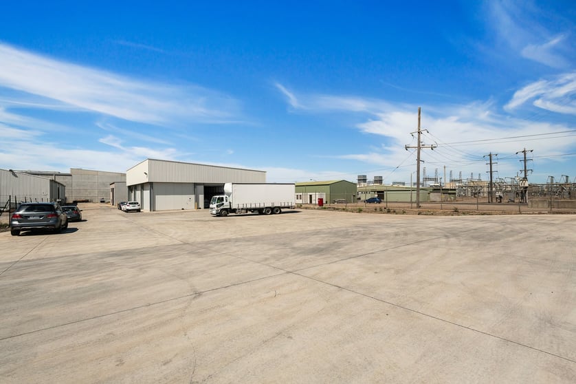 Click to view all images 2/34 Maria Street Laverton North VIC 3026 - Image 1