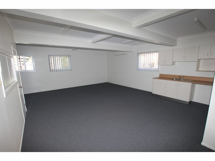 Click to view all images A/56 Normanby Street Yeppoon QLD 4703 - Image 2