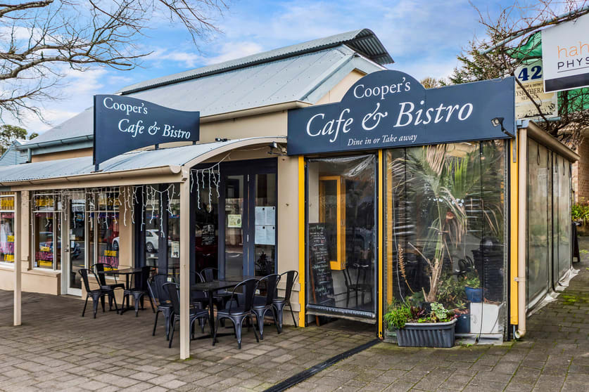 Click to view all images 2/42 Mount Barker Road Hahndorf SA 5245 - Image 1
