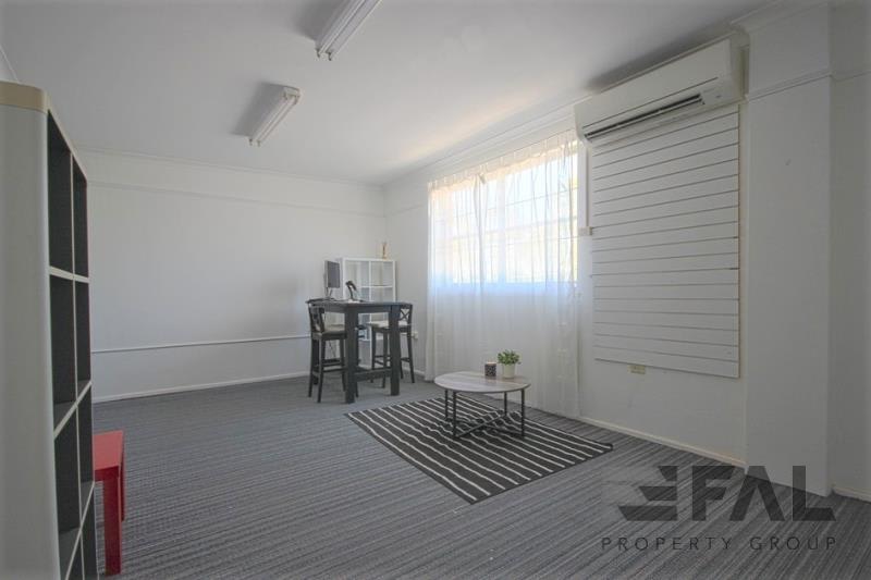Click to view all images Suite G&H/399 Honour Avenue Graceville QLD 4075 - Image 1