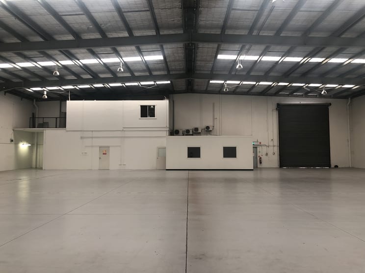 Click to view all images 4 Saligna Drive Tullamarine VIC 3043 - Image 3