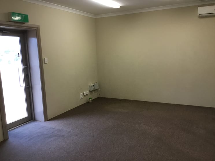 Click to view all images 49 Bradford Street Webberton WA 6530 - Image 3