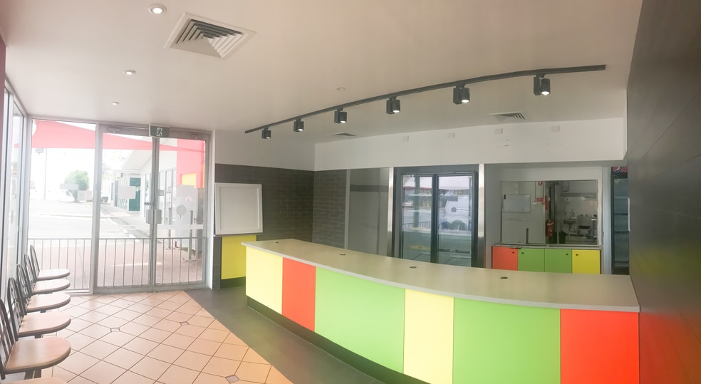 Click to view all images 5 116-118 Wembley road Logan Central QLD 4114 - Image 1