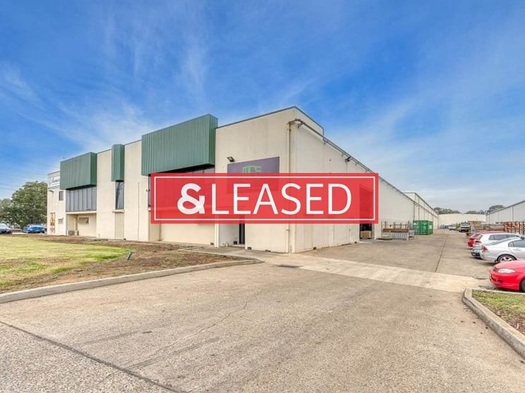 Click to view all images Unit 1a,1 Swaffham Road Minto NSW 2566 - Image 1