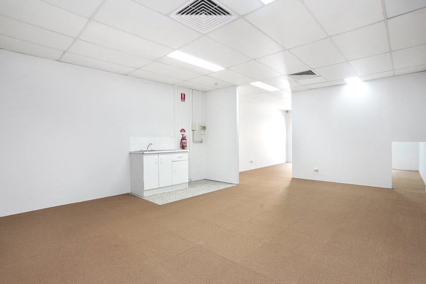 Click to view all images 6/727 Stanley Street Woolloongabba QLD 4102 - Image 1