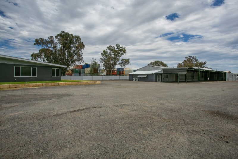 Click to view all images 14 Myola South Place Maddington WA 6109 - Image 1