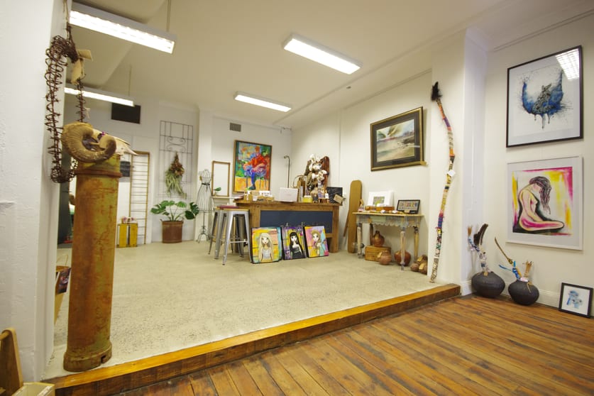 Click to view all images 36 KENDAL STREET Cowra NSW 2794 - Image 2