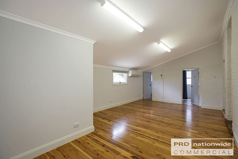 Click to view all images 30 Darling Street Tamworth NSW 2340 - Image 2