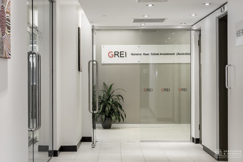 Click to view all images 302/261 George Street Sydney NSW 2000 - Image 2