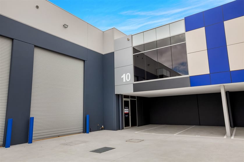 Click to view all images 10/3 Katz Way Somerton VIC 3062 - Image 2