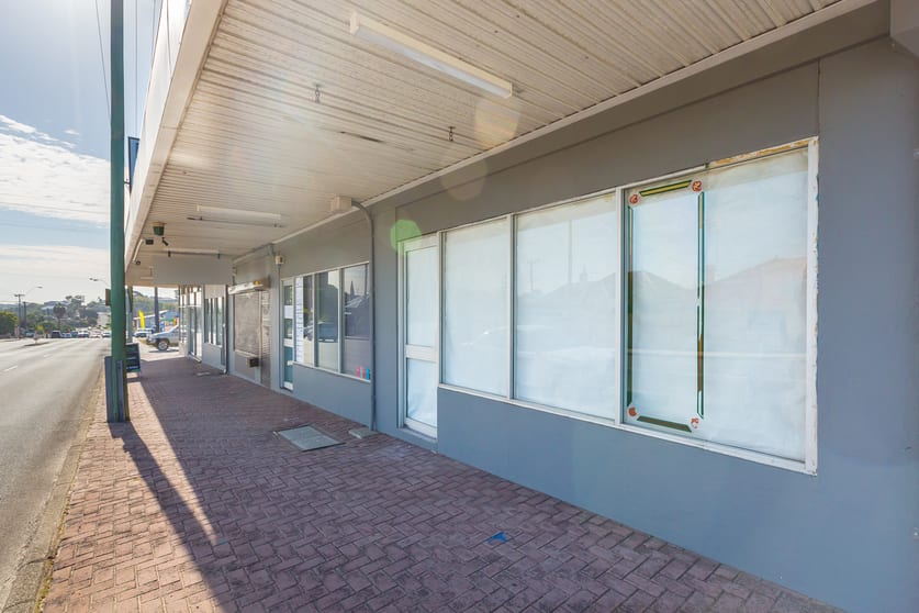 Click to view all images 1064 A,B&C Beaufort Street Bedford WA 6052 - Image 3