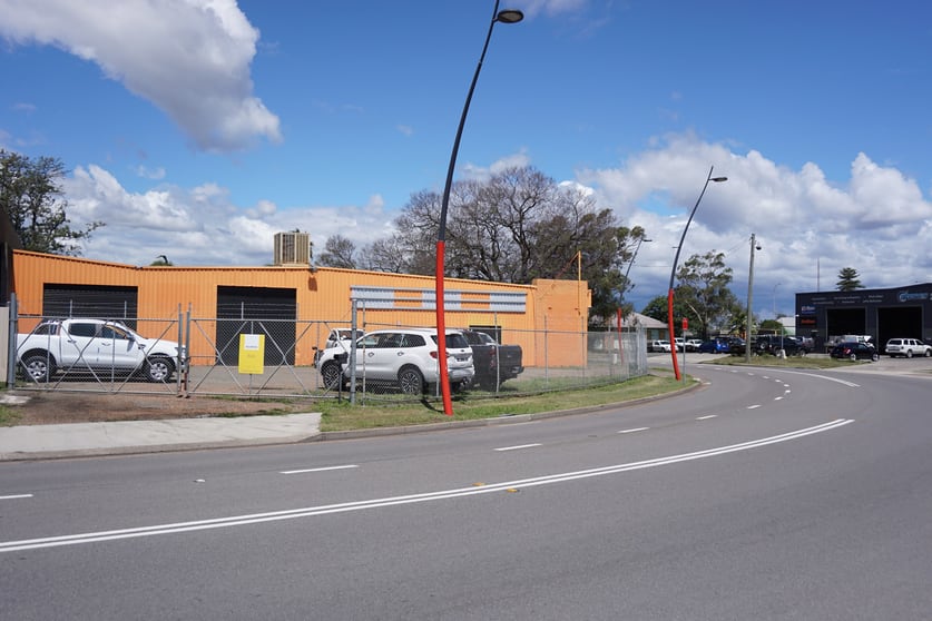 Click to view all images 8 Ryan Avenue Singleton NSW 2330 - Image 1