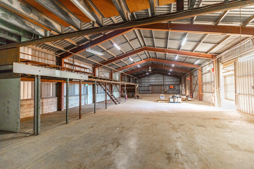 Click to view all images 6 Kangan Way Wedgefield WA 6721 - Image 3
