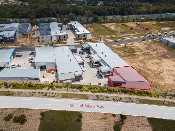 Click to view all images 74 Flinders Parade North Lakes QLD 4509 - Image 1