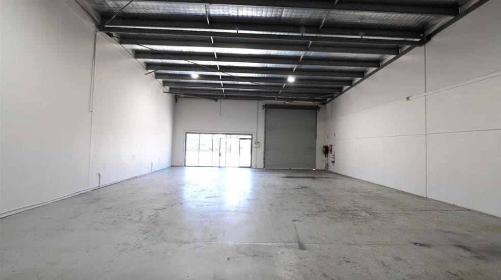 Click to view all images (Unit 1)/386-390 Pacific Highway Belmont NSW 2280 - Image 2