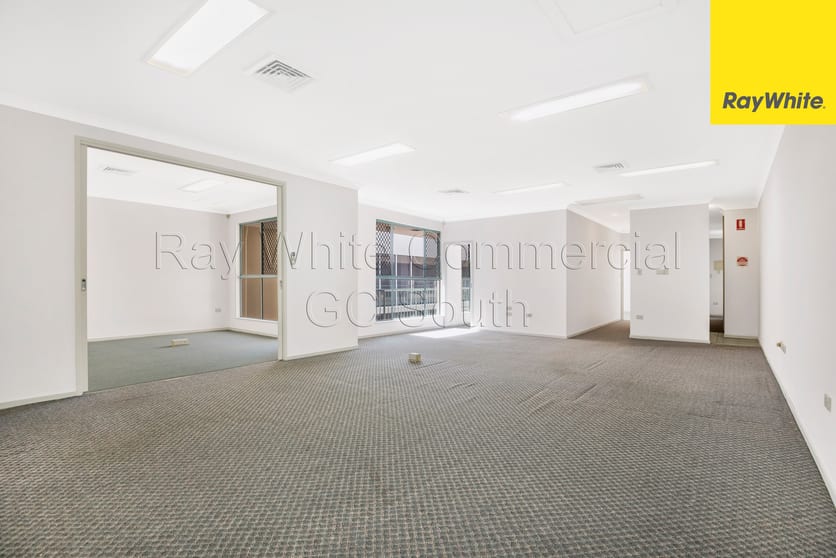 Click to view all images 2a/5 Glenelg Avenue Mermaid Beach QLD 4218 - Image 1