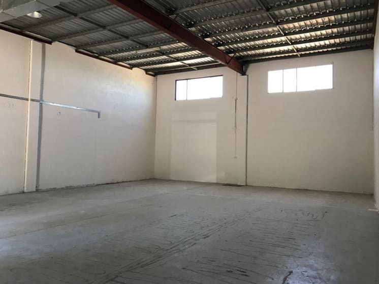 Click to view all images Unit 3/1 Bee Court Burleigh Heads QLD 4220 - Image 3