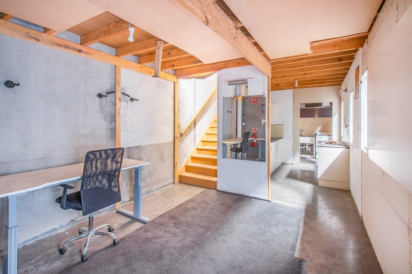 Click to view all images 3/15 Nathan Drive Campbellfield VIC 3061 - Image 3
