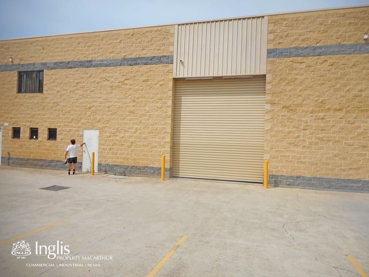 Click to view all images 2/30 Bosci Road Ingleburn NSW 2565 - Image 3