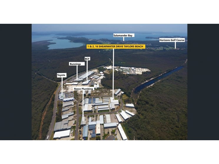 Click to view all images 2/16 Shearwater Drive Taylors Beach NSW 2316 - Image 2